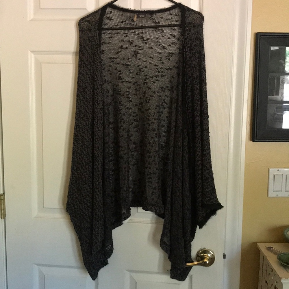 Black & gray shawl